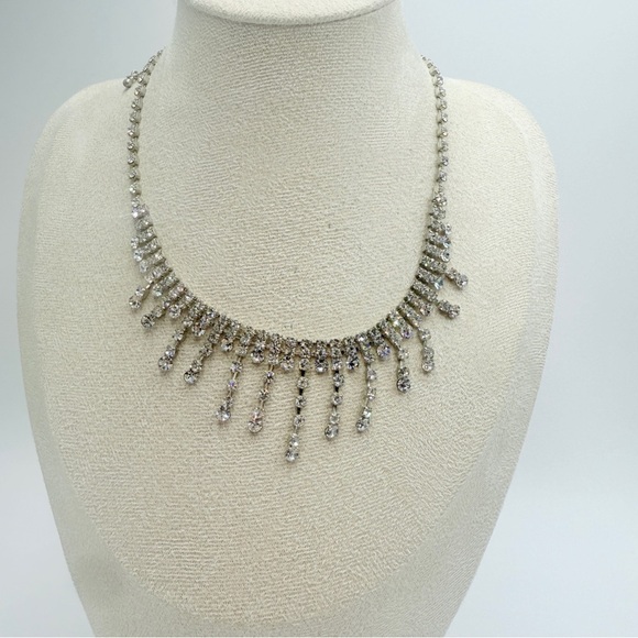 Vintage Rhinestone Collar Bib Necklace Silver Tone - Picture 3 of 8